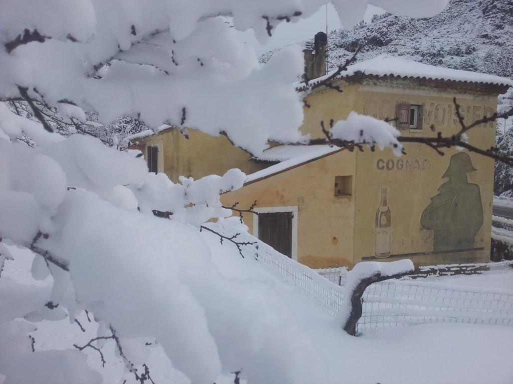 Villa Bastide Napoléon à Séranon Chambre photo